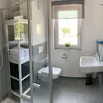 Main Boarding House Apartman