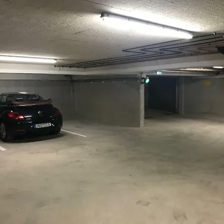 Main Boarding House Apartmán