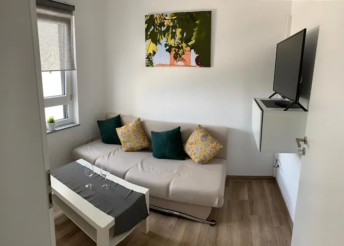 Main Boarding House Apartmán